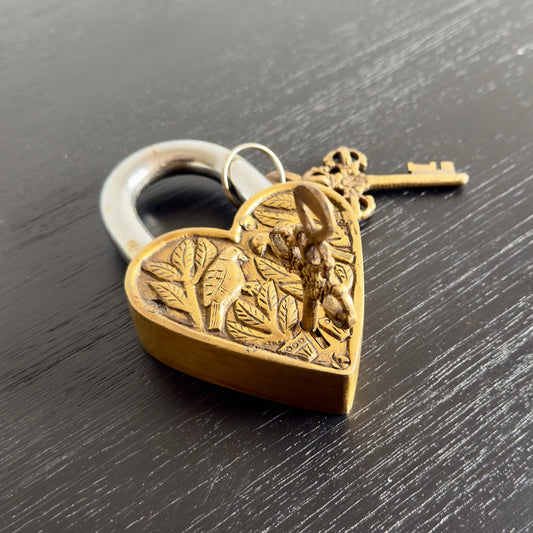 Avia Brass Heart Lock