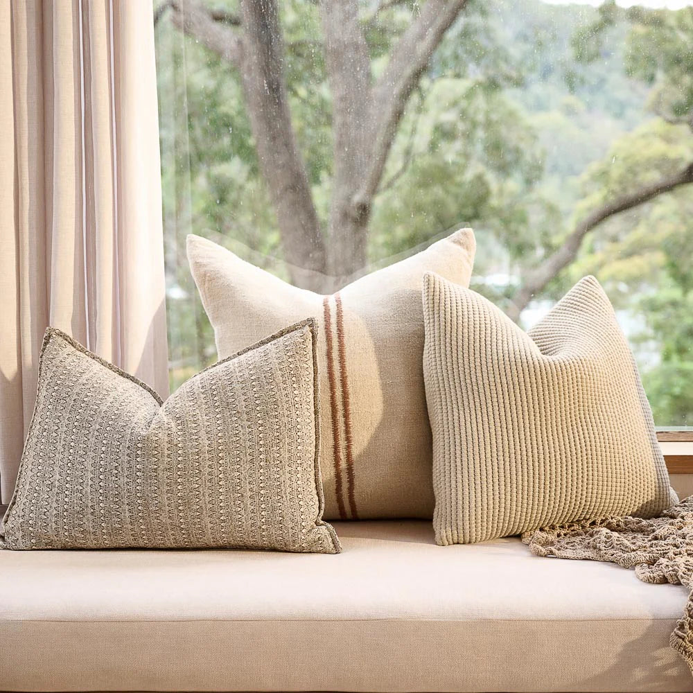 Favo Cushion
