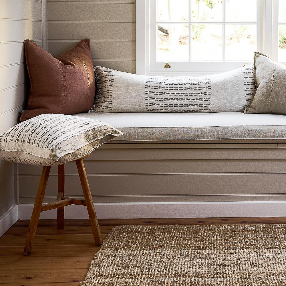 Hagen Cushion
