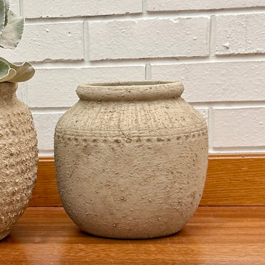 Sora Terracotta Plant Pot